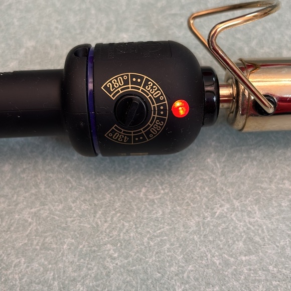 HOT TOOLS Professional Curling Wand- Great Condition - Picture 6 of 9